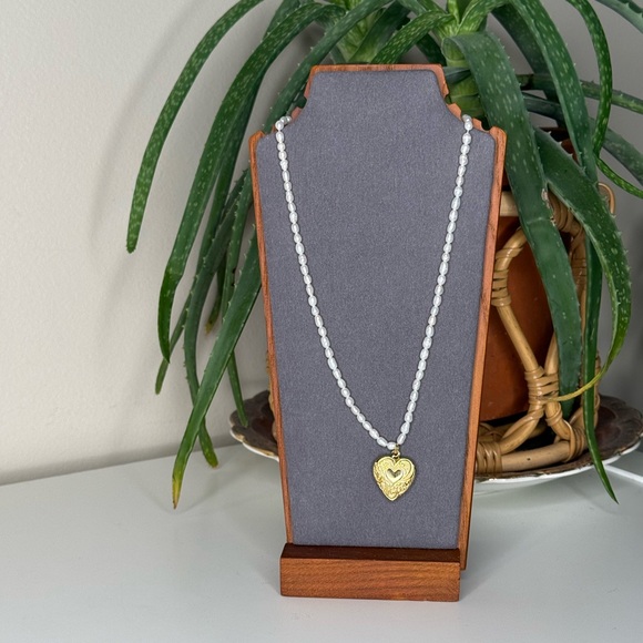 Vanessa Mooney Madison Pearl Heart Locket Necklace Gold Freshwater - Picture 3 of 9